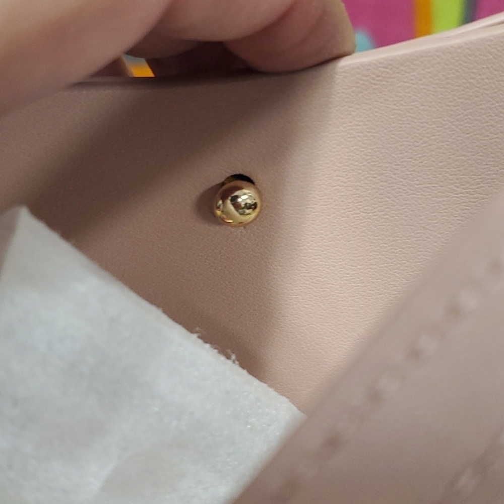 Samara Vegan Leather Peony Purse - Picture 3 of 4